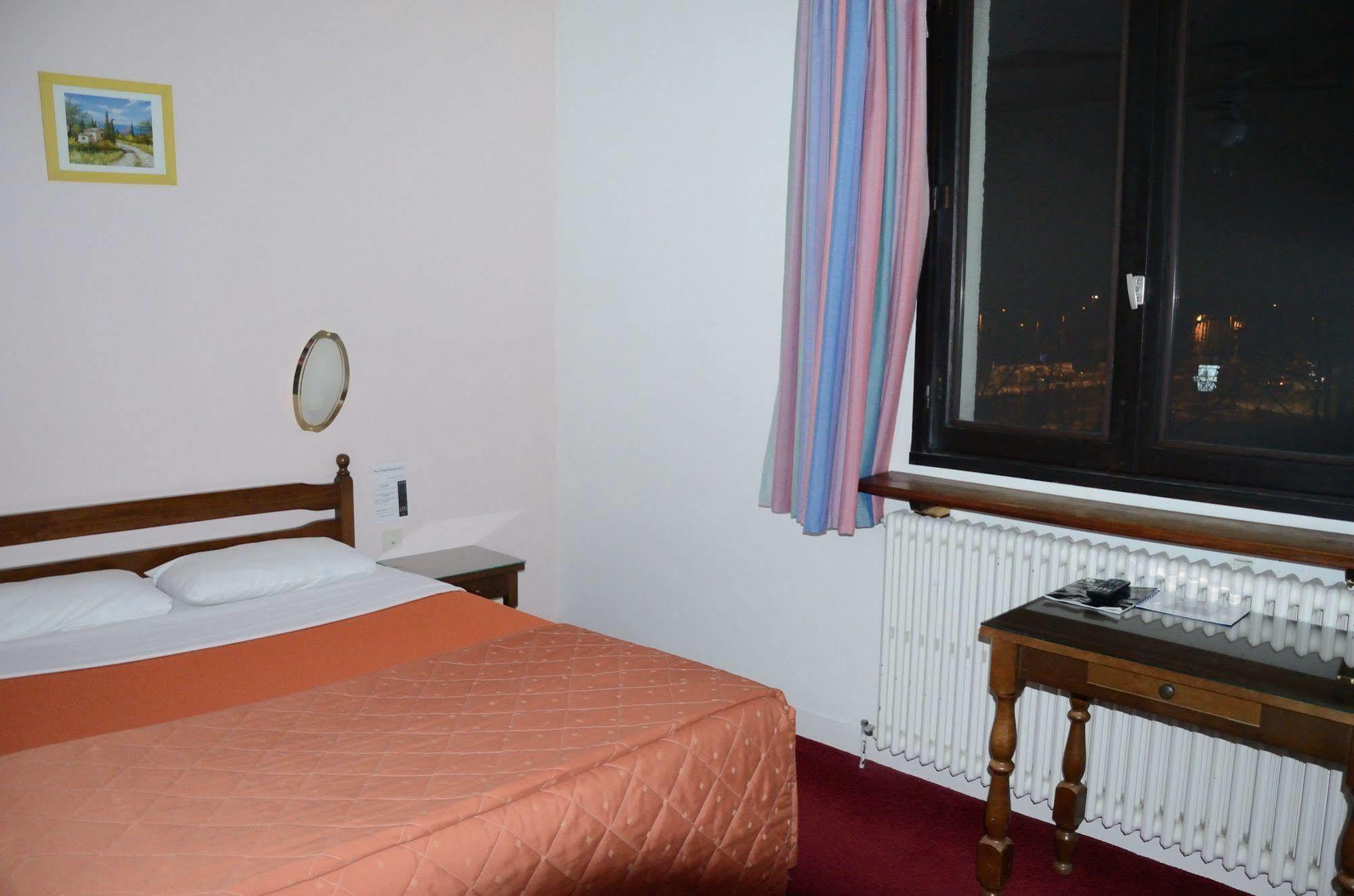 Hotel Aer Vieille-Toulouse Екстер'єр фото
